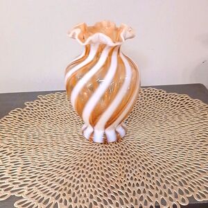 Fenton vase